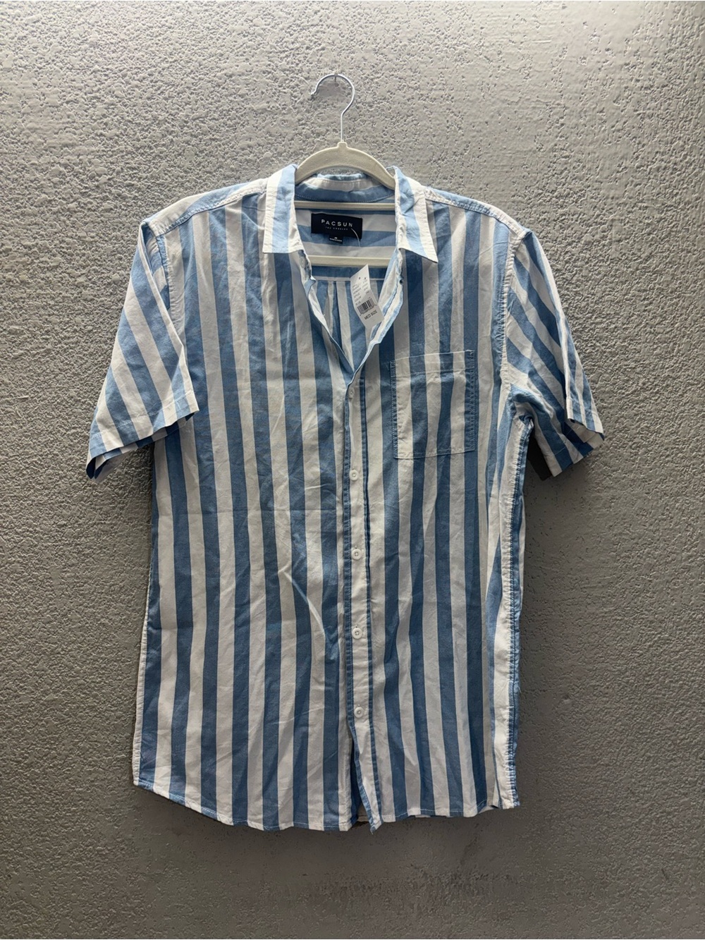 PacSun Men’s Blue and White Vertical Stripe Short Sleeve Button-Up Shirt